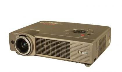 LC-XB25 LCD Projector