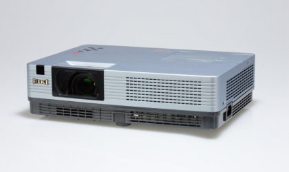 LC-XBL30 LCD Projector