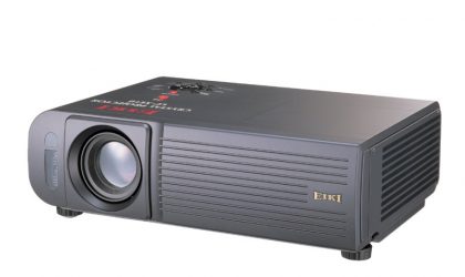 LC-XE10 LCD Projector