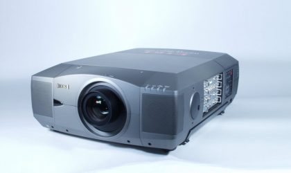 LC-UXT1 LCD Projector