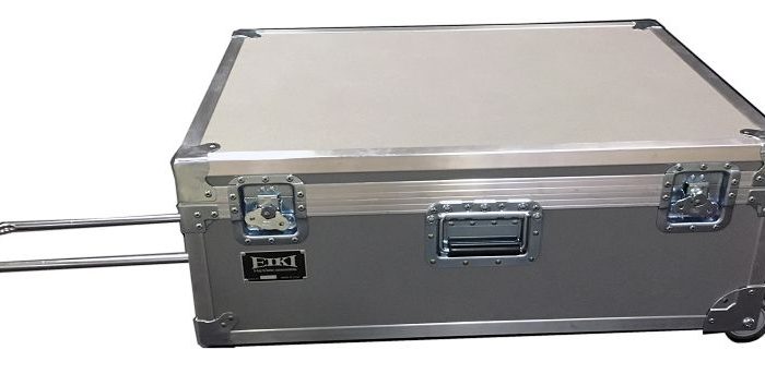 shipping case handle