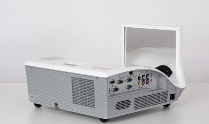 EIP-WSS3100 HD Widescreen Projector