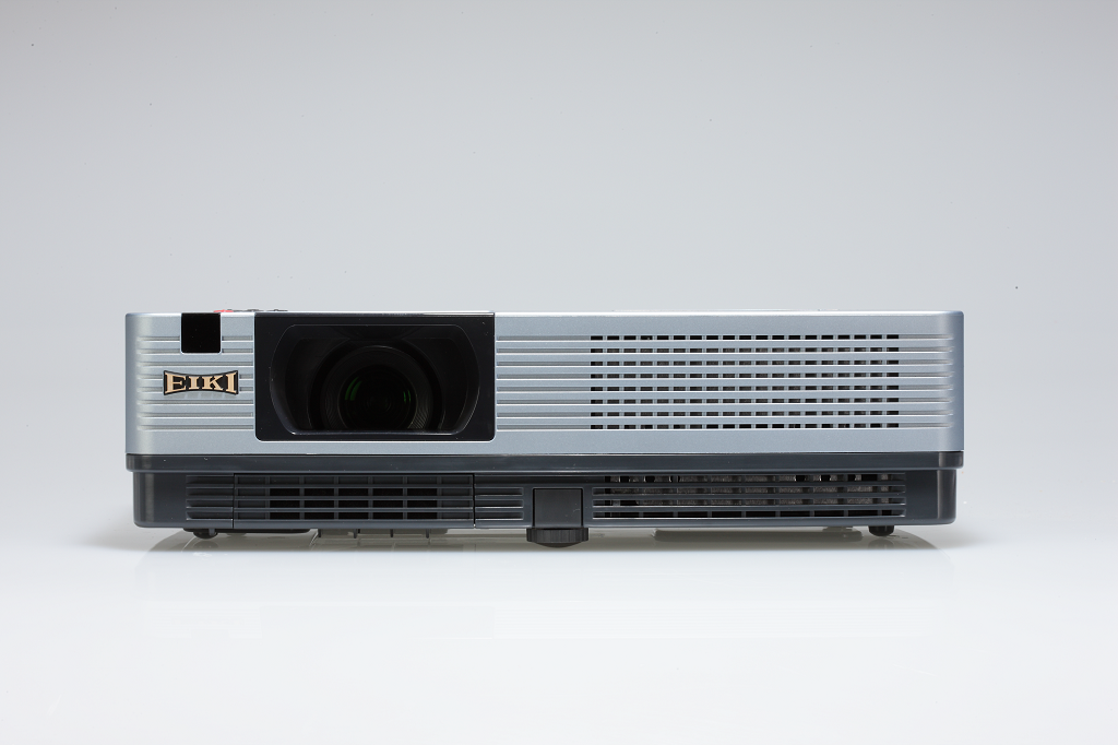 LC-XBL20 LCD Projector | EIKI Projectors
